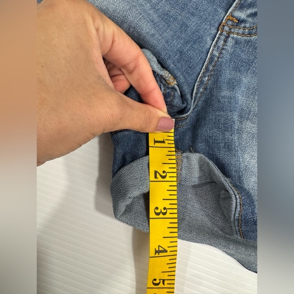 Indigo Rein Classic Blue Denim Shorts Sz 11/29 - Picture 7 of 9